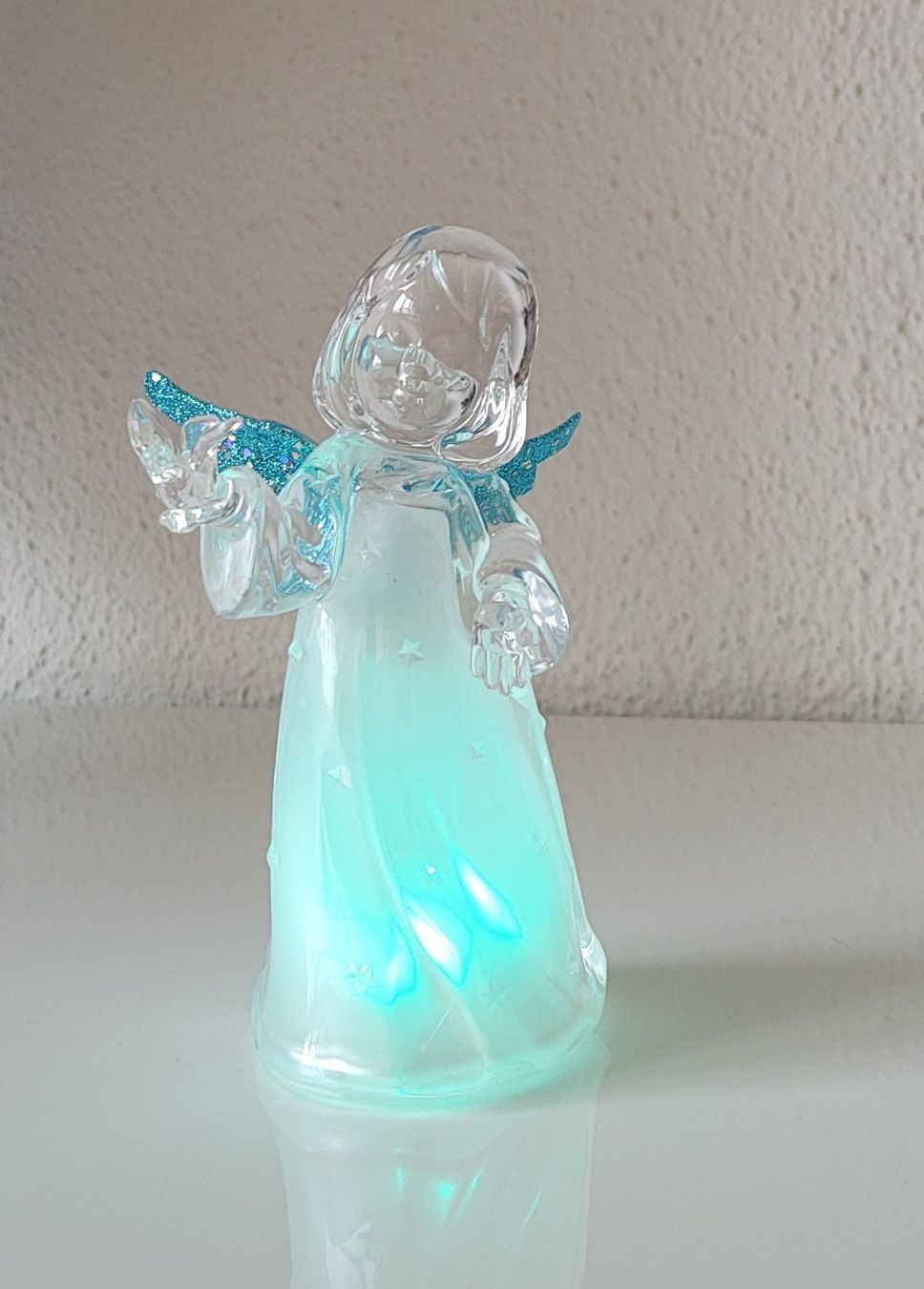 Figurines: Acryl LED-Engel 16 cm hoch – D'occasion à Zürich par fourpaws 2