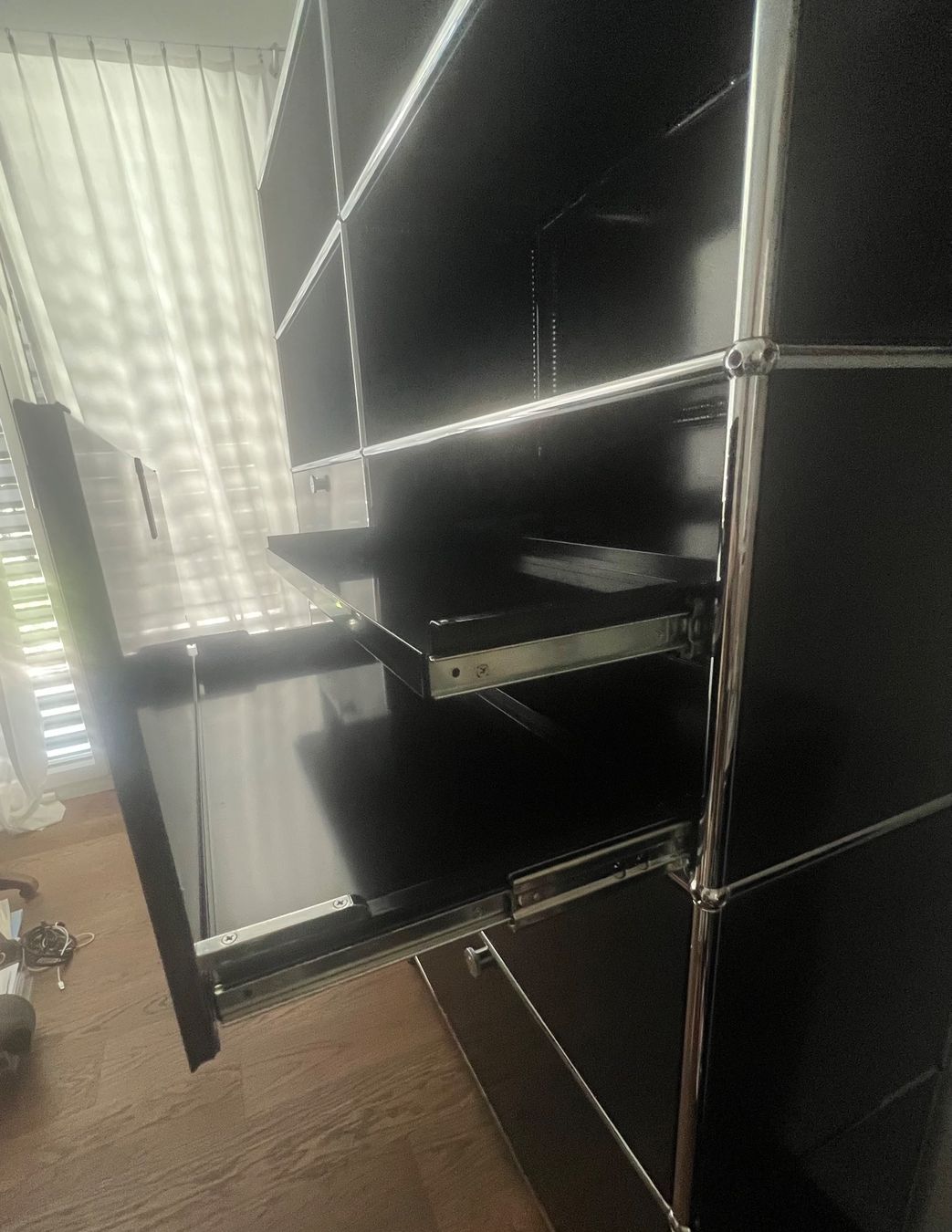 USM Scaffali: USM Haller schwarz – Usato da Bern venduto da Arteed 6