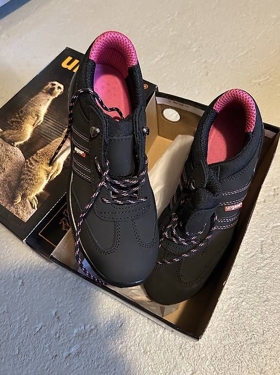 Scarpe da uomo: Arbeitsschutzschuhe Grösse 41 – Usato da Solothurn venduto da Sunshine315