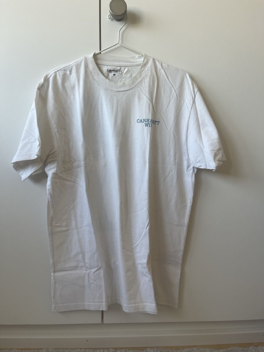Carhartt T-shirt: carhartt tshirt – Usato da Sachseln venduto da erdnussli29