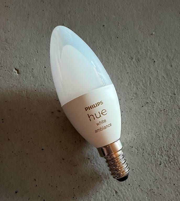 Lampade: PHILIPS HUE White Ambiance E14 - LED-Lampe – Usato da St-George venduto da alaixee