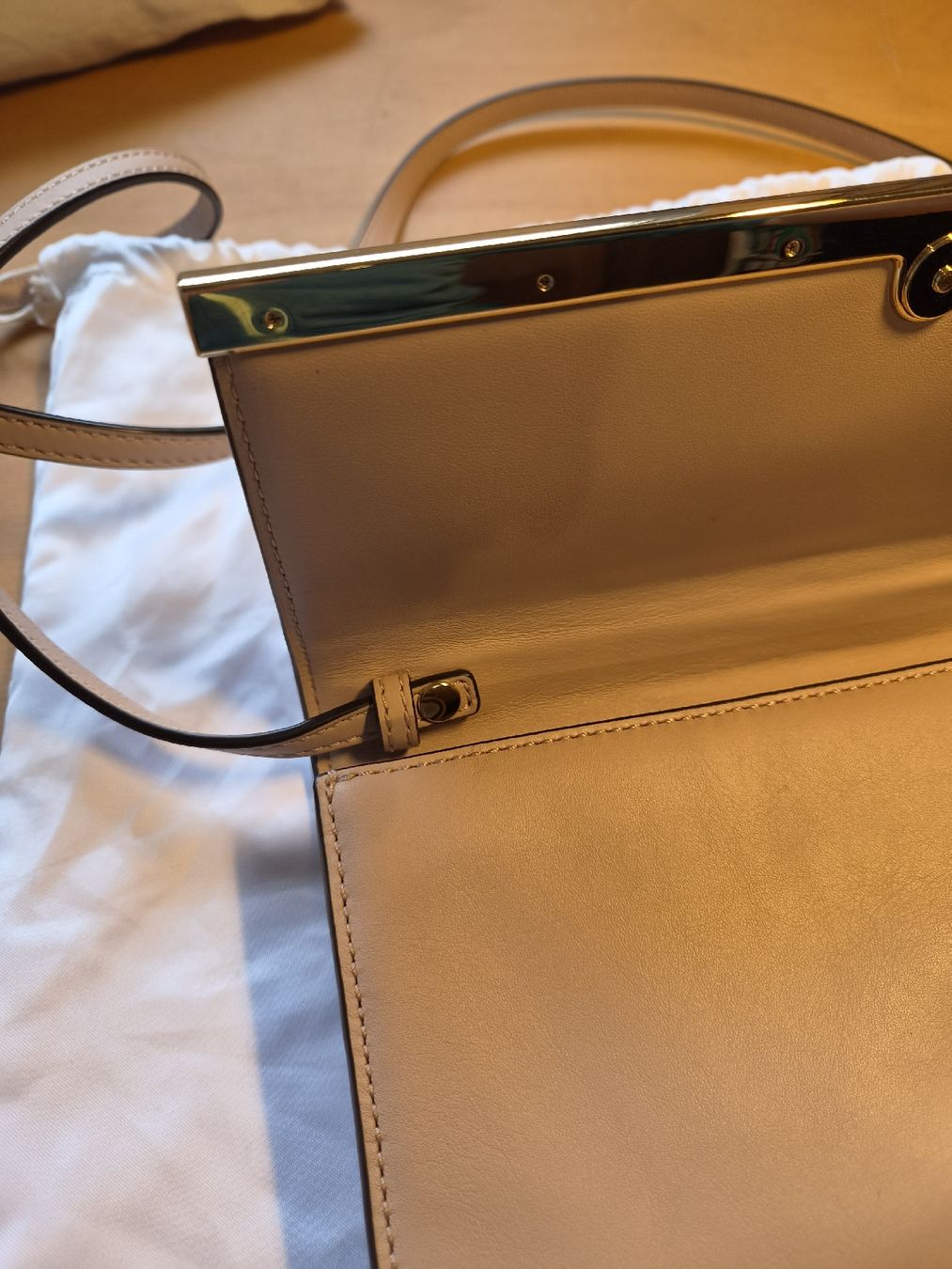 Michael Kors Borse da donna: Clutch Damen Michael Kors – Nuovo (secondo la descrizione) da Bern venduto da ali_prv7 1