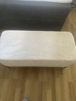 Sitzbank in creme mit  Metalllfüsse  gold