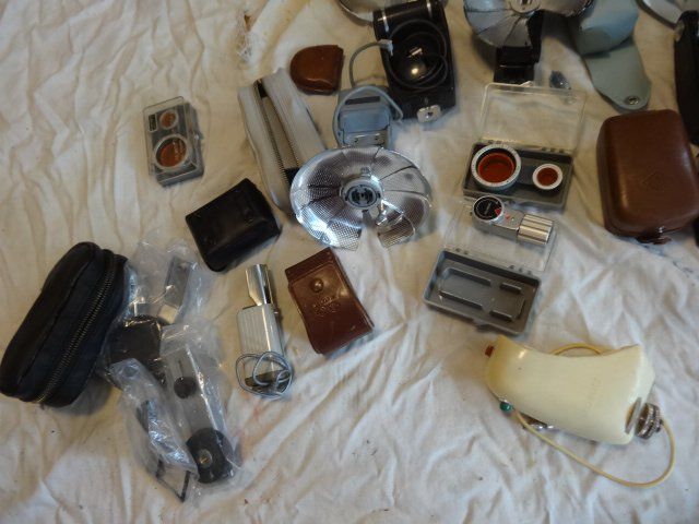 Fotocamera: KAMERA VIELLE ANTIK BLITZEN.TASCHEN – Usato da zürich venduto da ahmad01 2