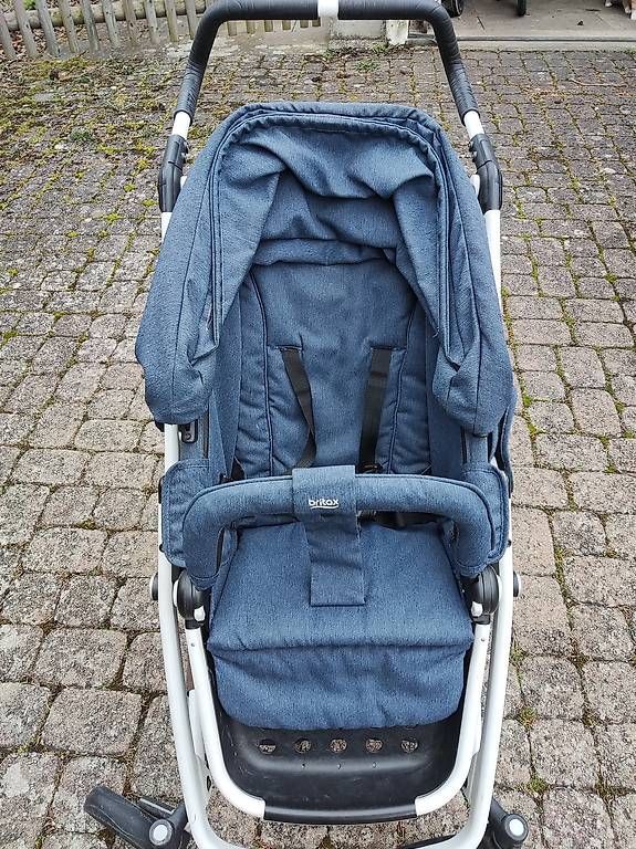 Britax Römer Carrozzine: Britax Go Next Kinderwagen Komplettset – Usato da Frieswil venduto da Schmid-Hu 3