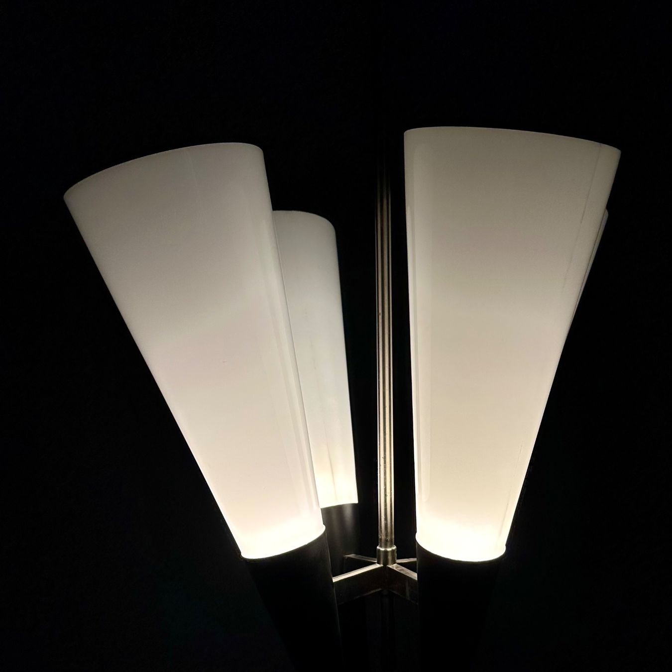 Lampadari & plafoniere: Midcentury Hängelampe – Usato da Uetikon am See venduto da StudioVintage 4