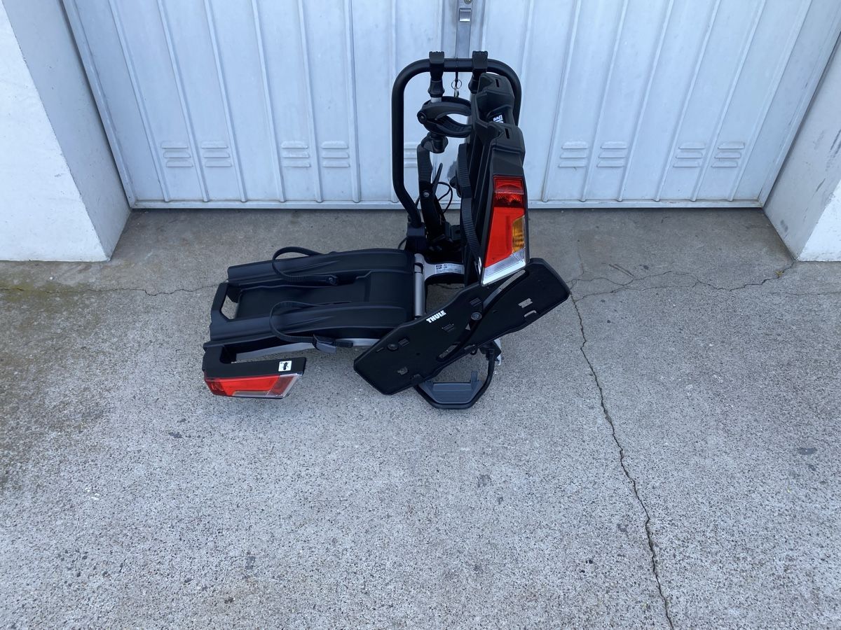 Thule Rimorchi: Thule EasyFold XT 2 Fahr­rad­trä­ger – Usato da Graben venduto da pod_5qfd 1