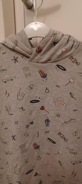 Vestiti & Gonne: Robe sweat 10 ans – Usato da GENEVE venduto da NathalieI01 2