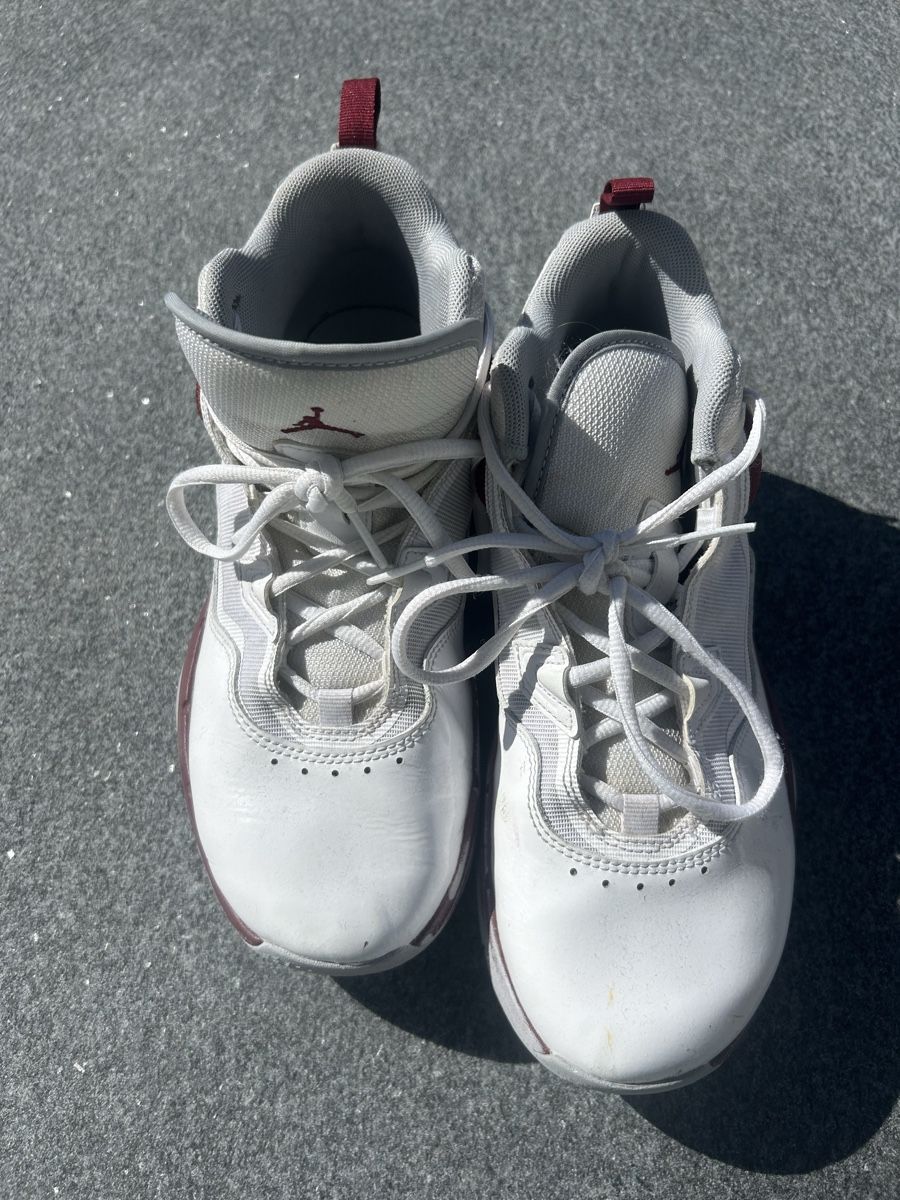 Jordan Scarpe per ragazzi: Nike Flight Gr. 40 – Usato da Kloten venduto da Somers