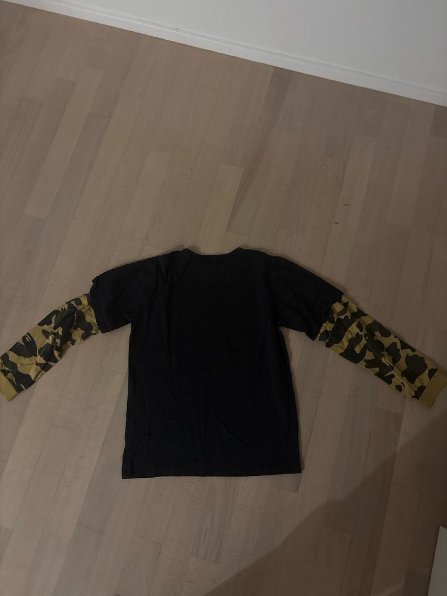 Camicie, T-shirt & Polo: Bathing ape premium long sleeve t shirt – Usato da Rüschlikon venduto da Ritumonga 2