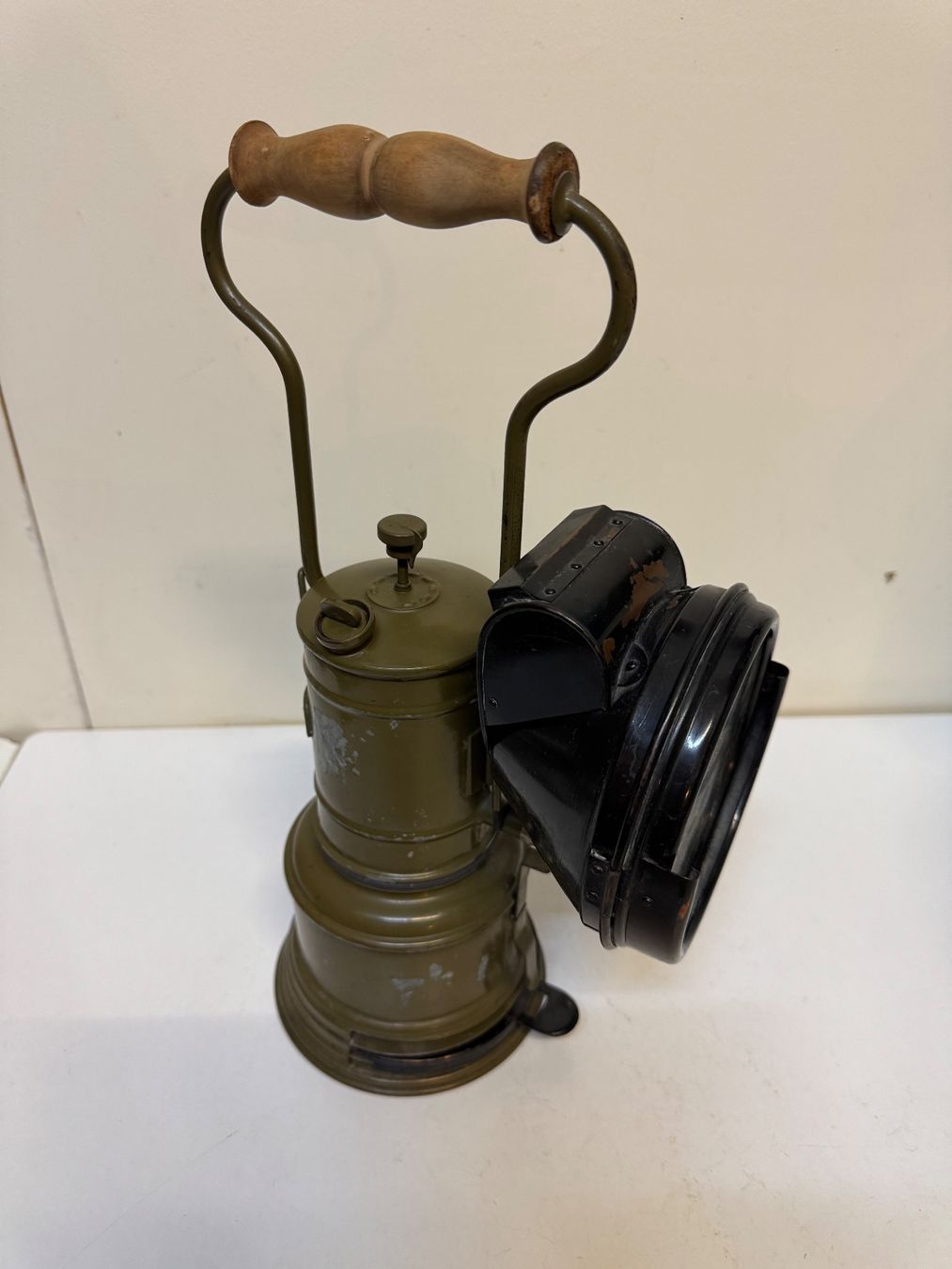 Lampade: Scheinwerfer Karbidlampe Karbidlaterne der Schweizer Armee – Usato da bad ragaz venduto da shopizol 2