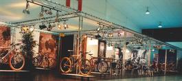 Messestand aus Aluminium Traversen (160m²)