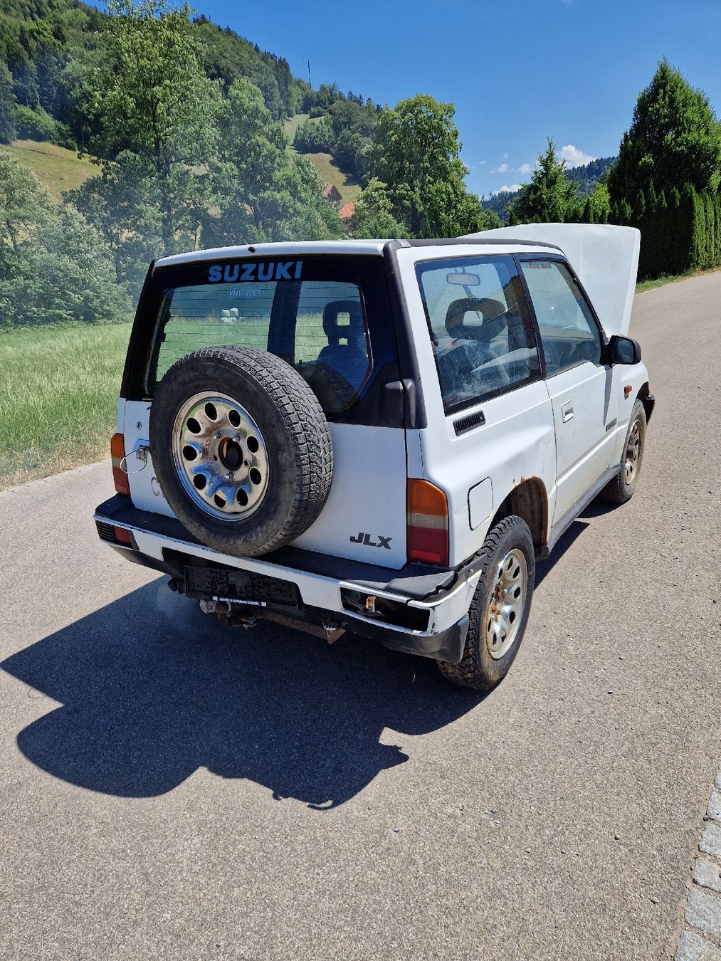 Suzuki Autos: Suzuki Vitara 1.6i – Defekt aus Brunnadern von Landolt66 3