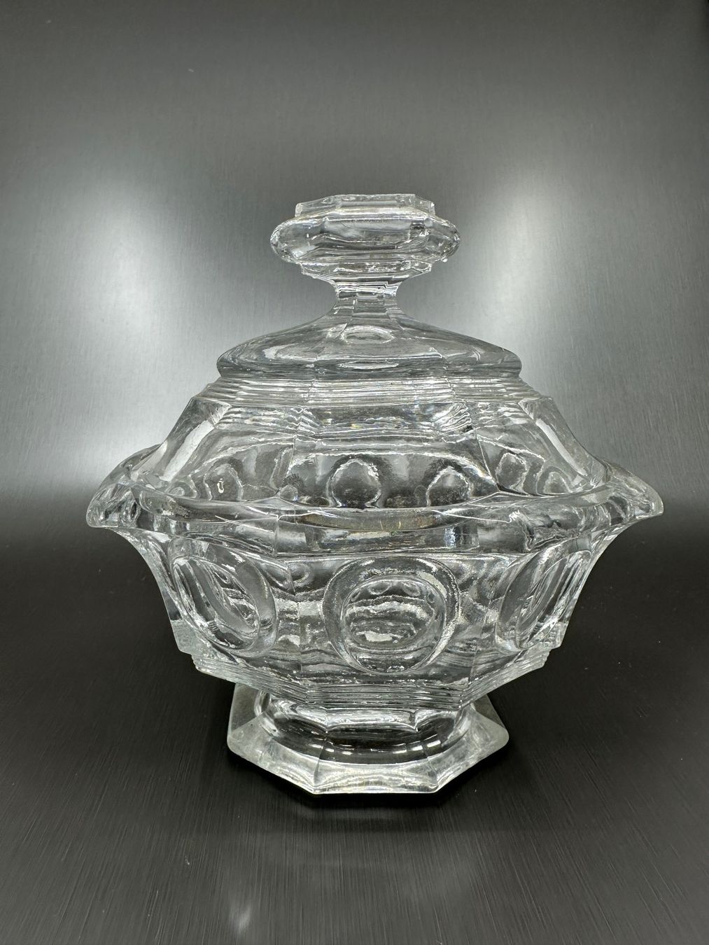 Ciotole: Glasschale mit Deckel, Oval,  Scheint älter zu sein, teile g – Usato da Arisdorf venduto da Liquidus 1