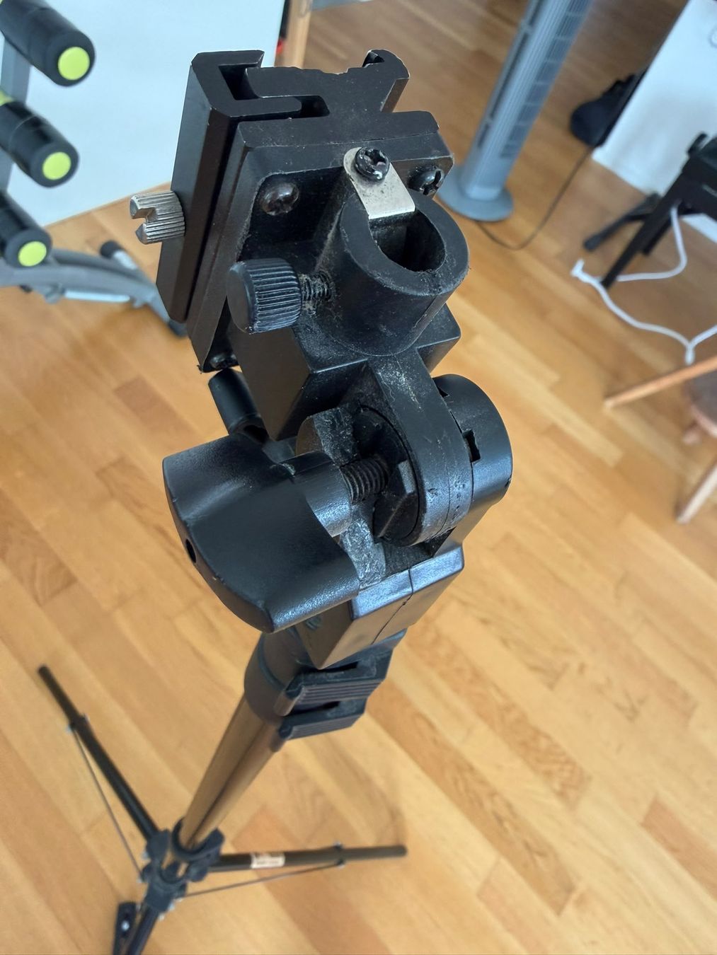 Laboratorio & Camera oscura: Studio-Lichtstativ mit grossem Reflex-/Fotoregel  – Difettoso da Reinach AG venduto da Rousseau_J 6