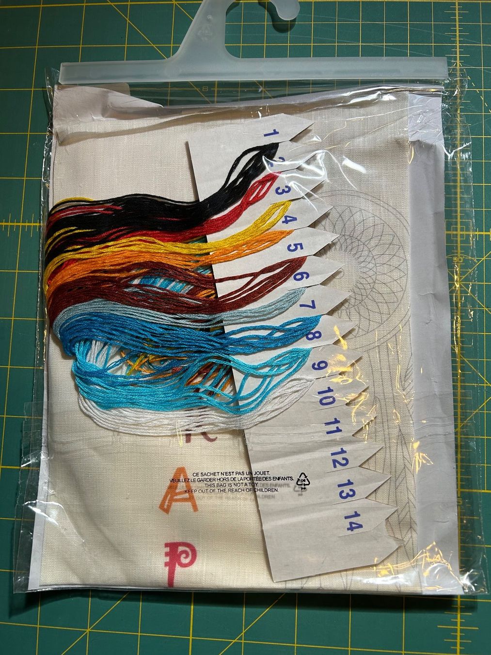 Bastelsets: Kit pour réaliser un tableau brodé "attrape-rêves" – Neu und originalverpackt aus Bouveret von sev_qj7l 1