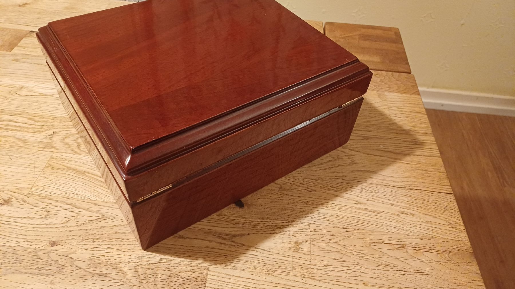 Humidore: Schöner Humidor mit Zubehör – Gebraucht aus Flawil von Naphtali 5