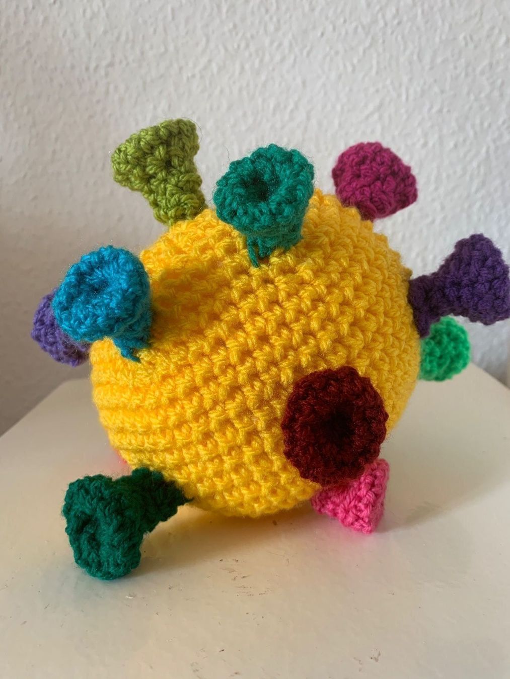 Giocattoli: CORONA  Amigurumi Handmade – Nuovo e nell'imballaggio originale da Regensdorf venduto da Spyke55 4