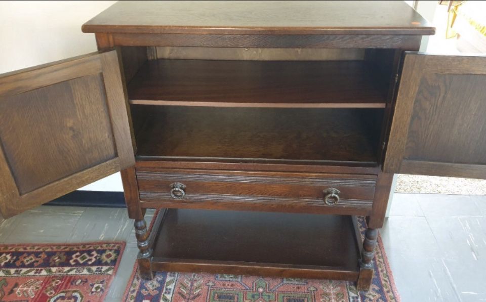Cassettiere: Antike Holz Kommode in  *TUDOR-Stil* – Usato da Olten venduto da Lara1967 1
