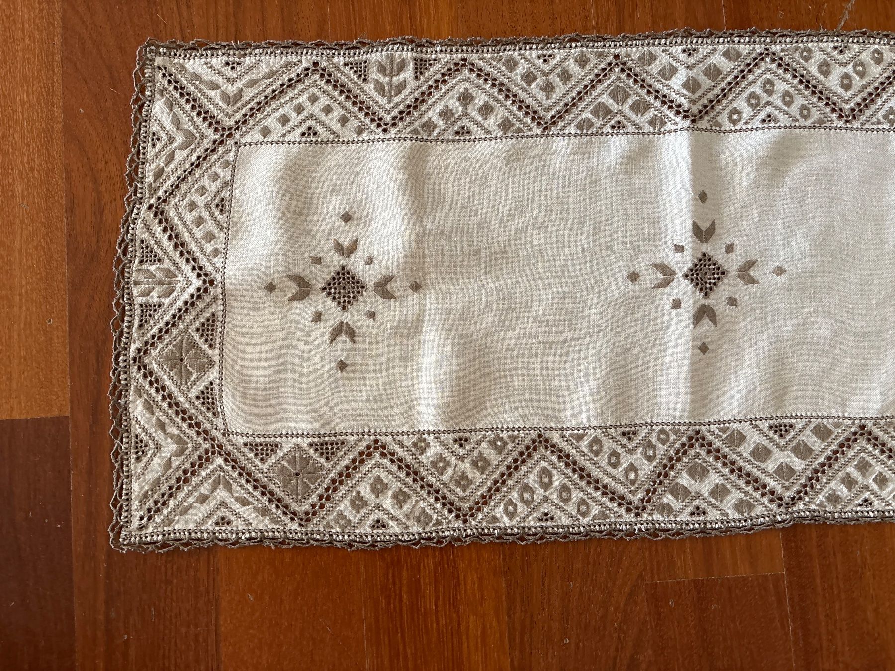 Untersetzer: Dekorative Tischsets, Handarbeit, Vintage – Gebraucht aus Bülach von Jackybabue 1