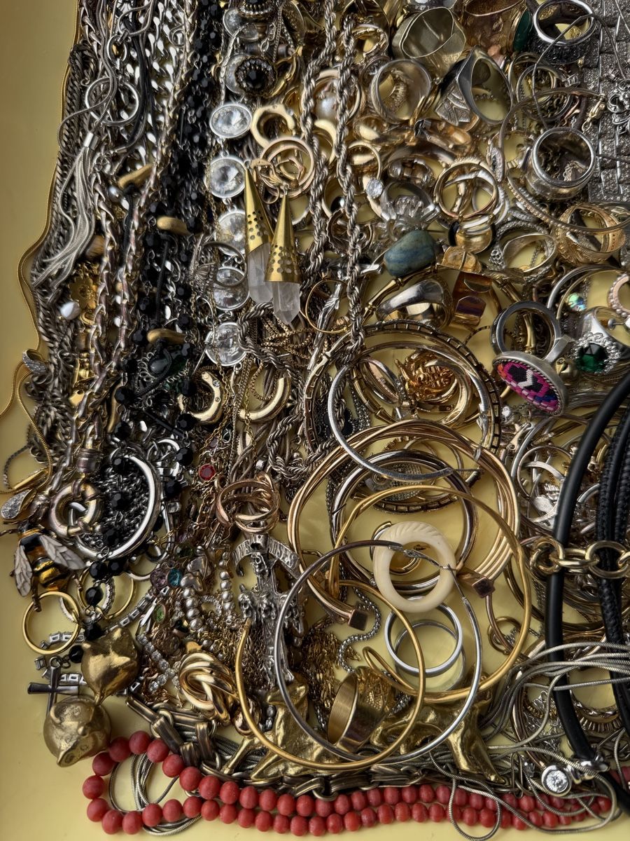 Autres bijoux: Modeschmuck Sammlung div. sind defekt – Défectueux à Naters par tur_v7j7 4