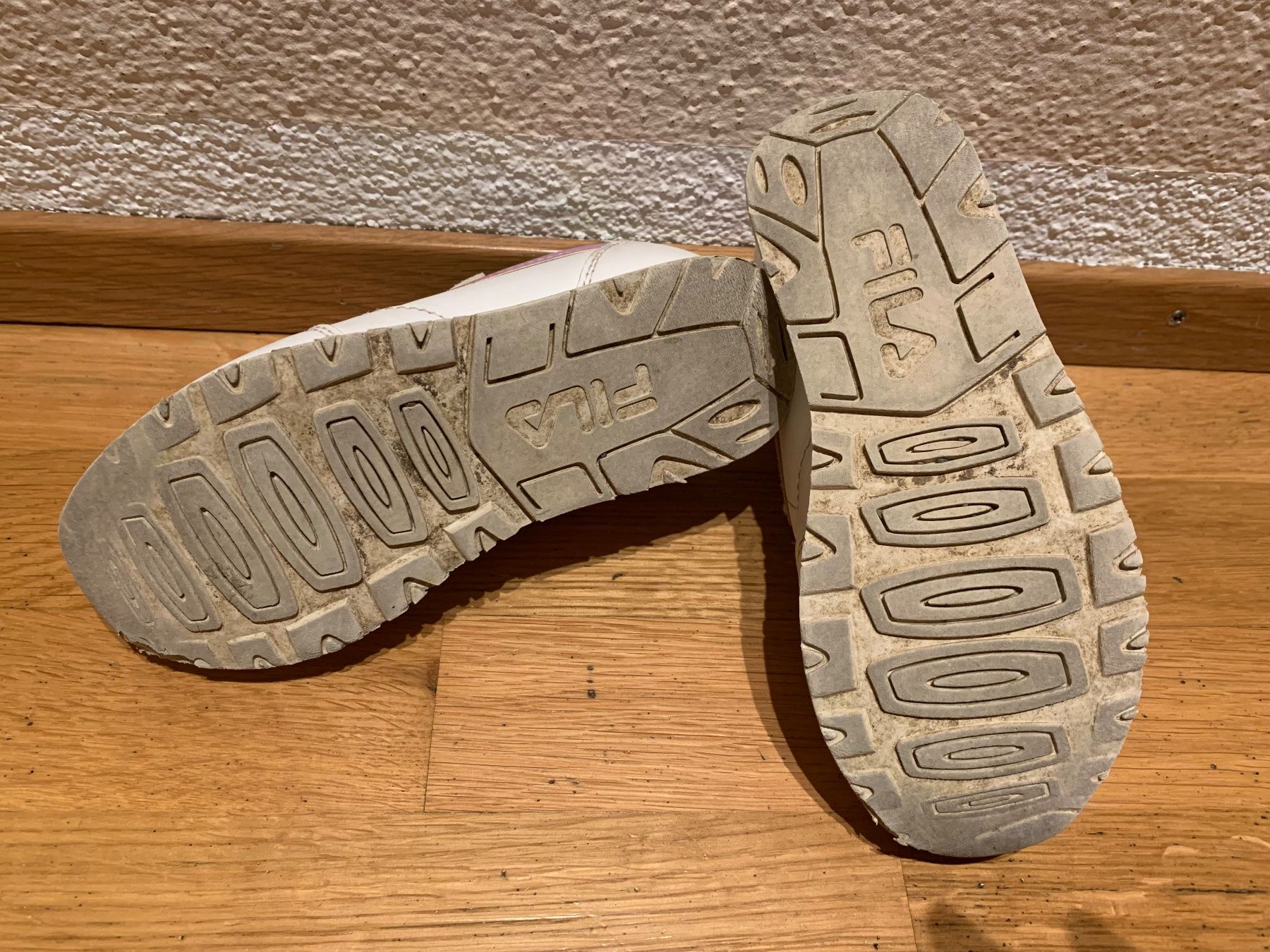 Fila Scarpe per ragazzi: Sneaker Fila Kinder Mädchen Gr.30 – Usato da Bülach venduto da engeli92 1