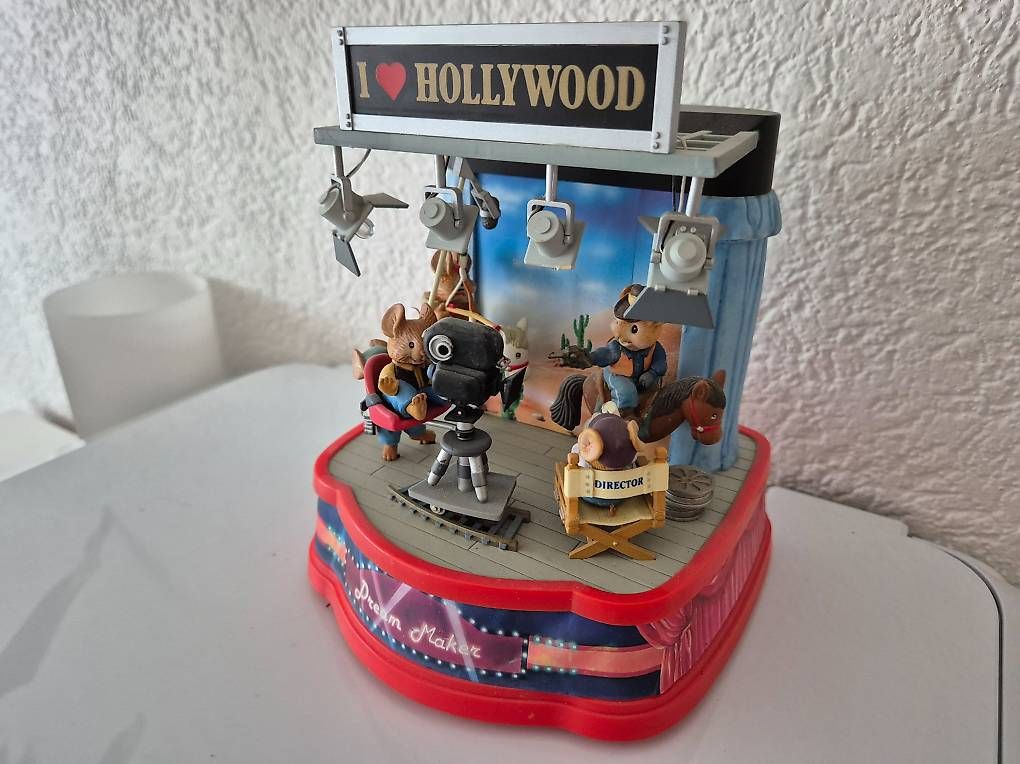 Carillon: Musikdose "Hollywood" – Usato da Erlenbach ZH venduto da gui_6zw8