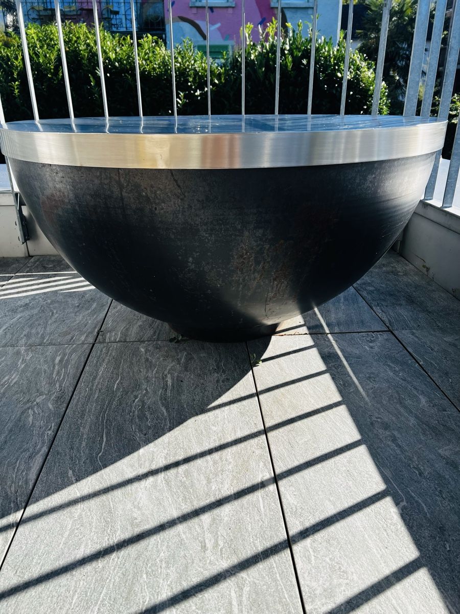 Bracieri: Feuerschale mit Grillring aus Stahl gebraucht – Usato da Rorschach venduto da lvi_p29s
