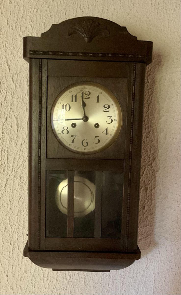Stand- & Wanduhren: Antike Wanduhr mit Pendel – Gebraucht aus Endingen von nathan05