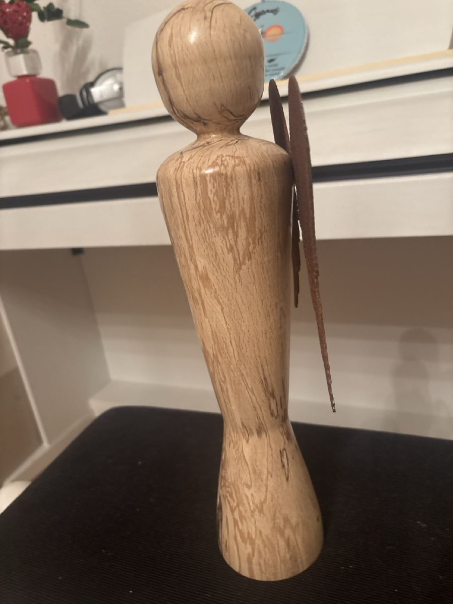 Statuette: Holzengel, handgefertigt, ca. 38cm gross, Herbstdeko – Usato da Altendorf venduto da mausi771 1