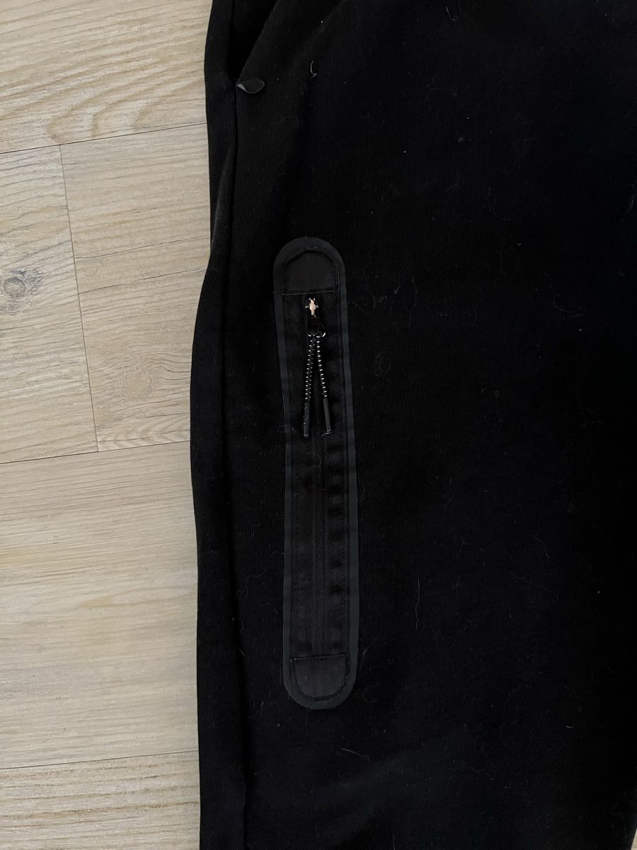 Nike Hosen: Nike Jogginghose Schwarz – Gebraucht aus Adelboden von Second_Life_CH 2