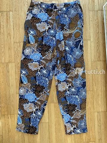 Pantaloni: Hosen – Usato da Luzern venduto da oli_6x2r