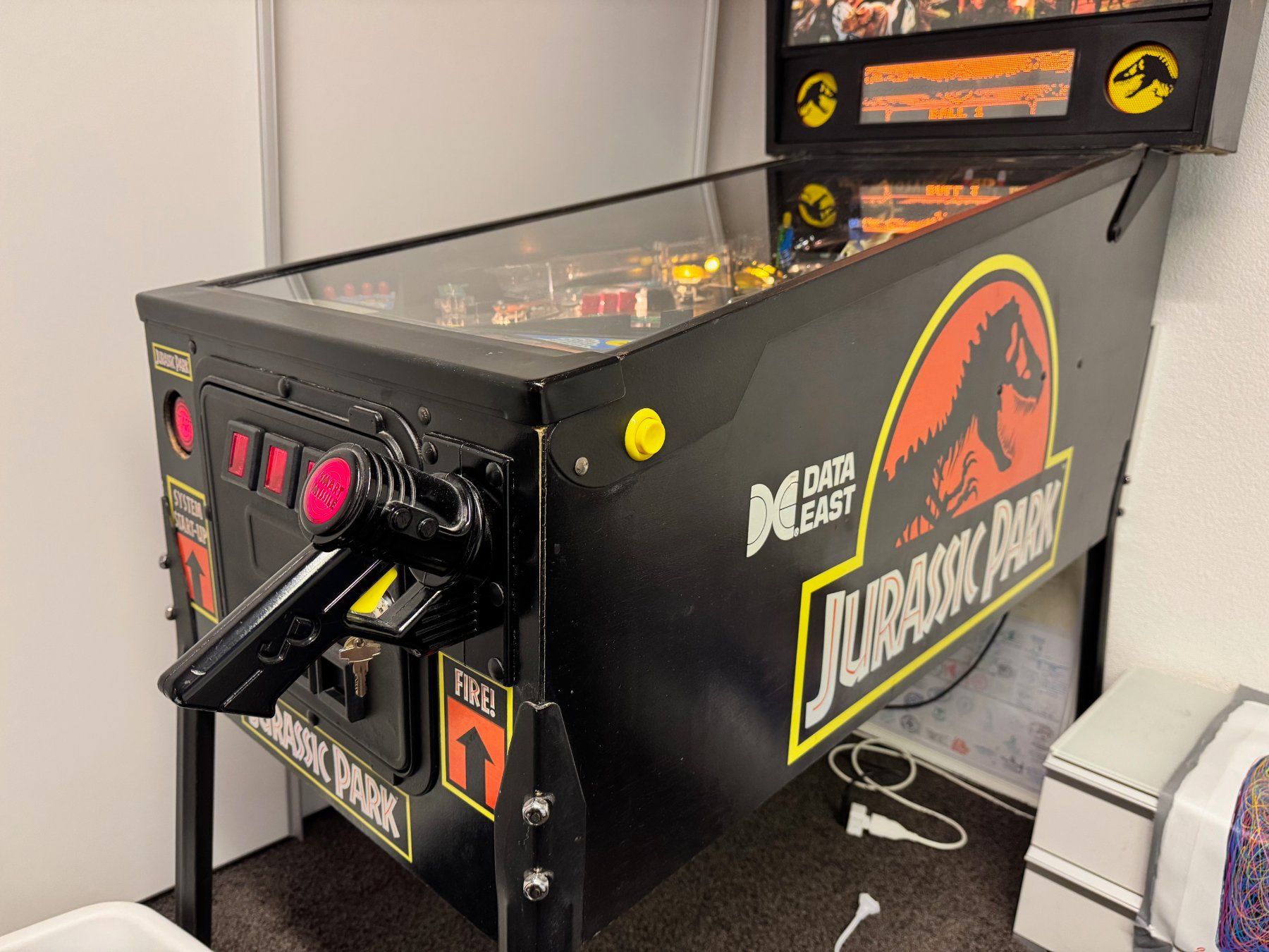 Flipper: Jurassic Park Data East Flipperkasten – Usato da Salmsach venduto da bigbellybank 3