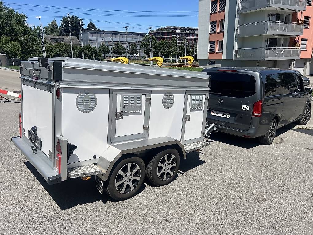 Rimorchi: WT Metall Hundeanhānger – Usato da Gossau SG venduto da Schneemann03