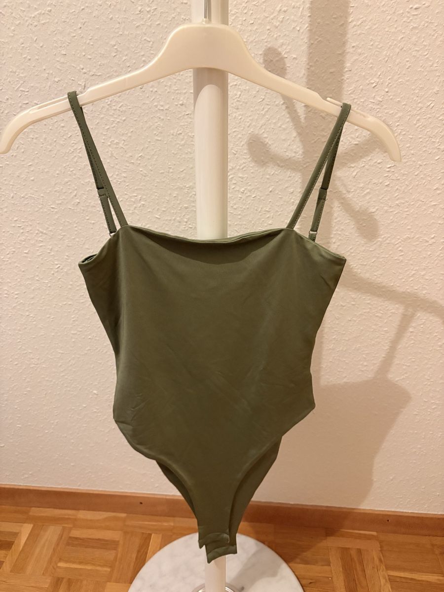 Shein Top: Lots de 3 body – Nuovo (secondo la descrizione) da Chêne-Bougeries venduto da bru_bs9n 7