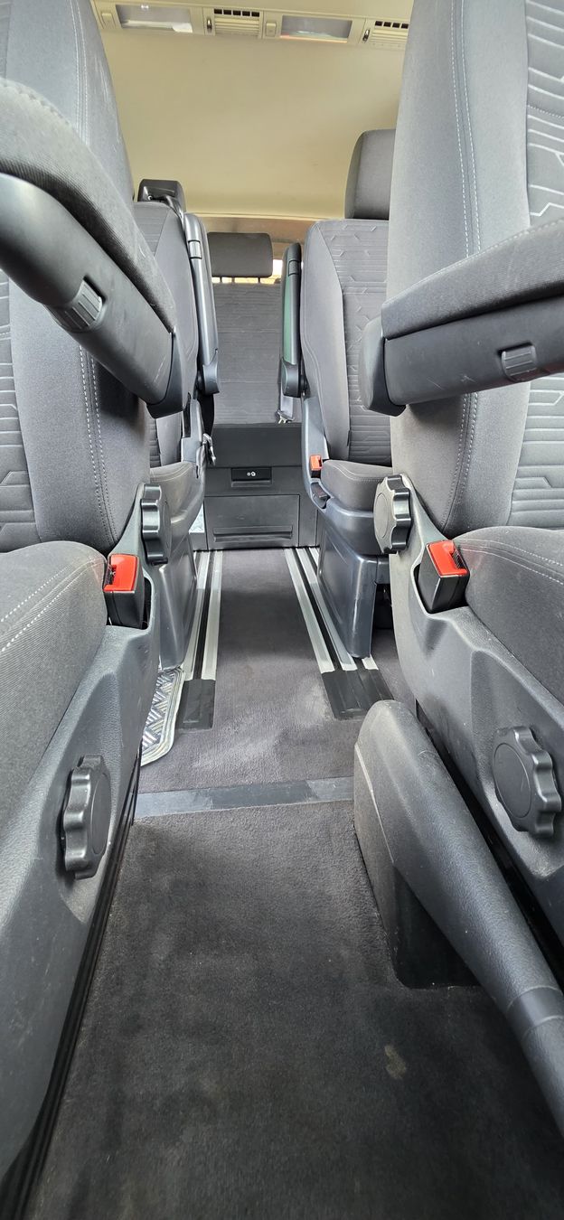 VW Veicoli commerciali: VW Multivan 6.1 Comfortline – Usato da Biberist venduto da Dinky74 4