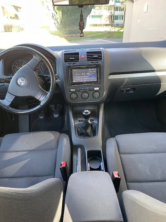 VW Automobili: VW Golf 5 – Usato da St. Gallen venduto da alexa89 3