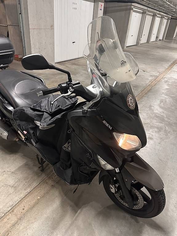 Strasse: Yamaha XMAX 250/2011 visite Ok – Gebraucht aus Chêne-Bourg von jer_xv6d 1