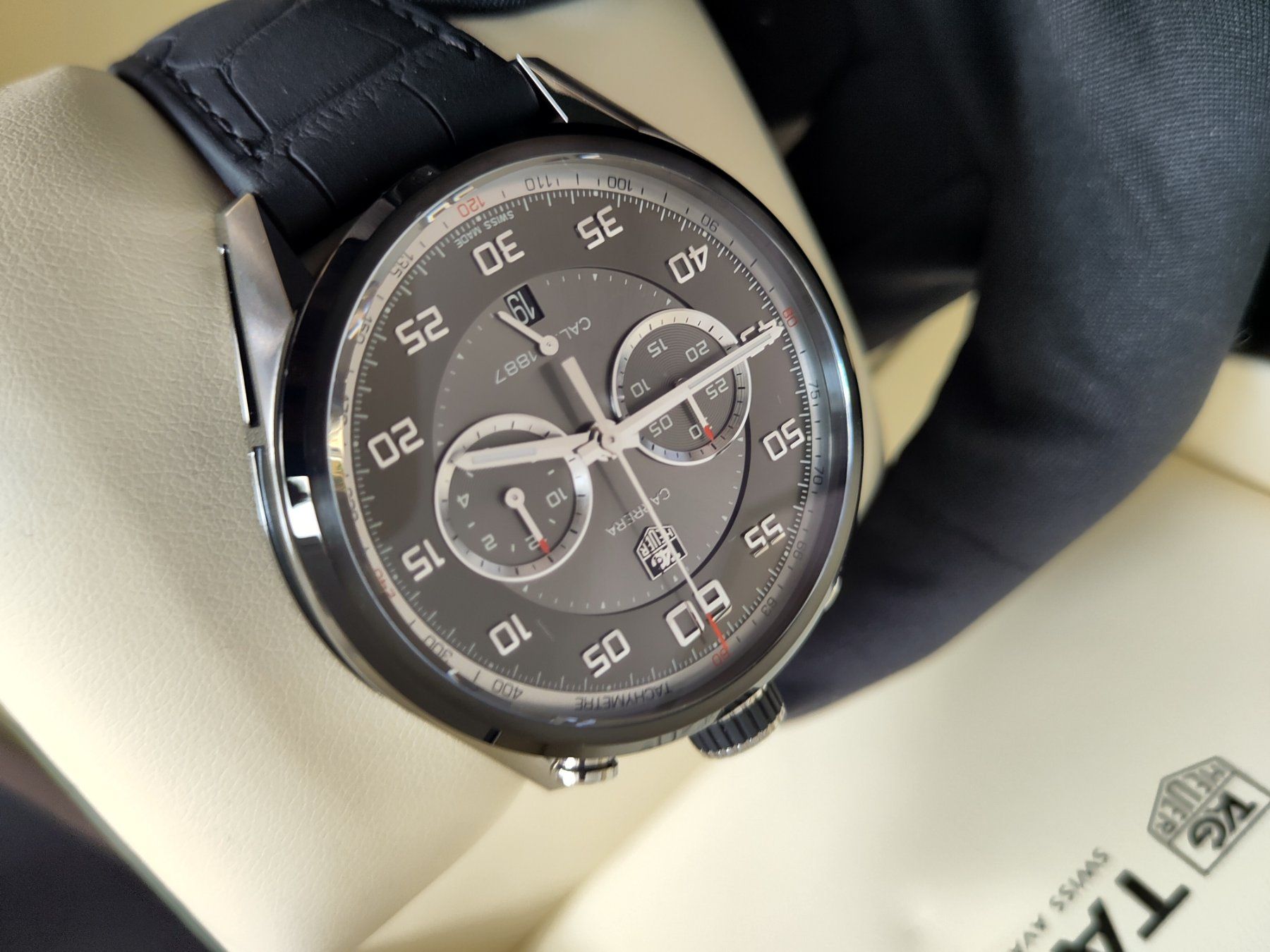Tag Heuer Uhren: TAG HEUER Carrera Cal. 1887 Ceramic - Automatic - Bullhead – Neu und originalverpackt aus Le Locle von passassien_ 3