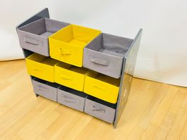 Praktisches Kinderzimmer Regal mit 9 Stoffboxen, Top!