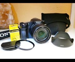 Sony RX10 III Carl Zeiss Zoom 24-600mm