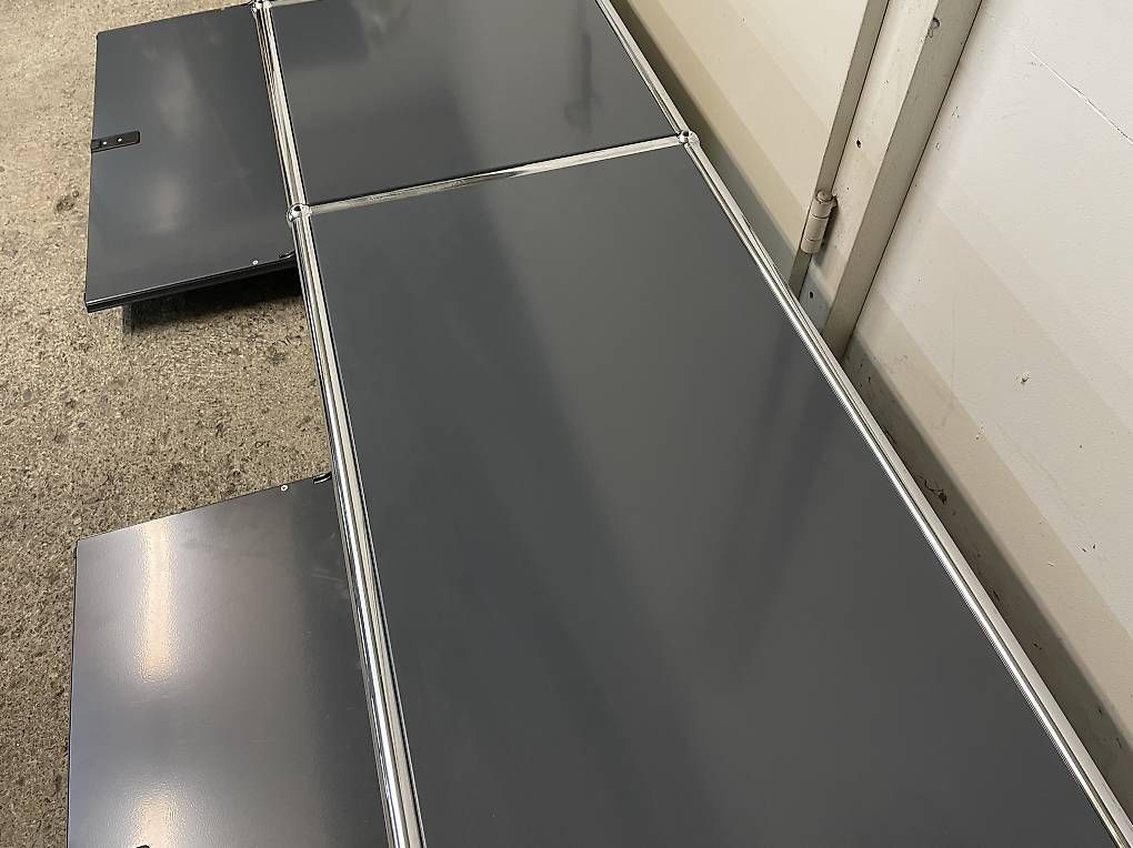 USM Mobili TV: Usm Haller Lowboard / TV Möbel Anthrazit – Usato da Basel venduto da M.Secondhand 3