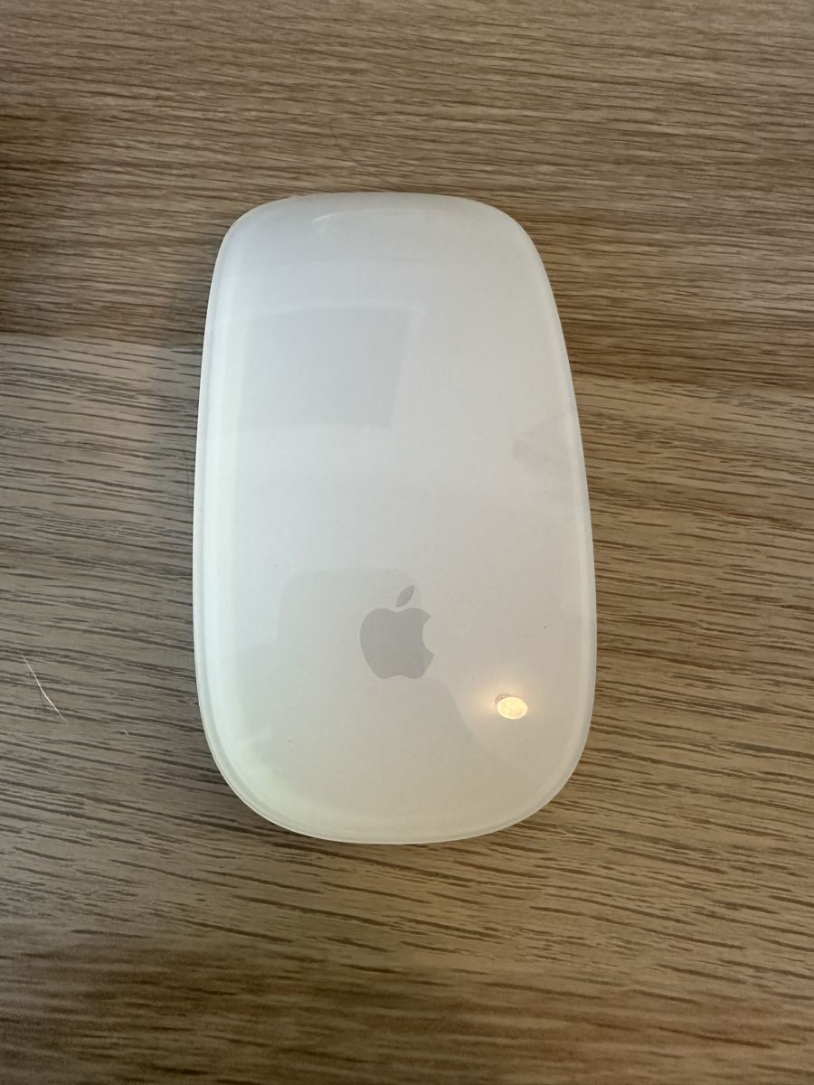Apple PC: imac M1, 2021, like new, 8gb RAM, 500gb SSD – Nuovo (secondo la descrizione) da bözberg venduto da amy_7wz8 7
