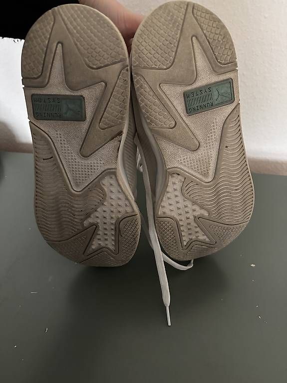 Herrenschuhe: Puma Schuhe Grösse 39 – Gebraucht aus Solothurn von wys_6smq 2