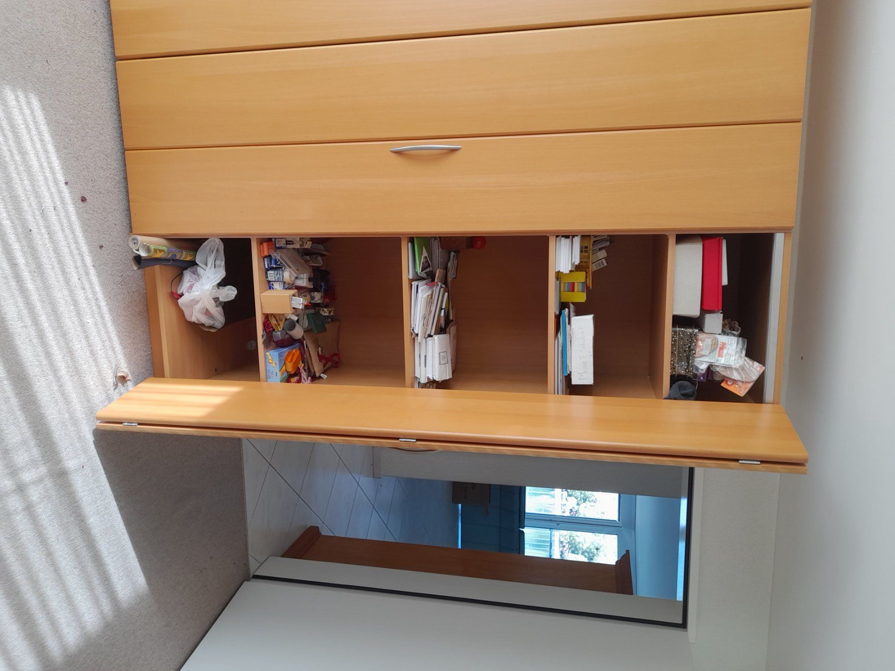 Armadi: Kleiderschrank – Usato da Menzingen venduto da Staubwedel