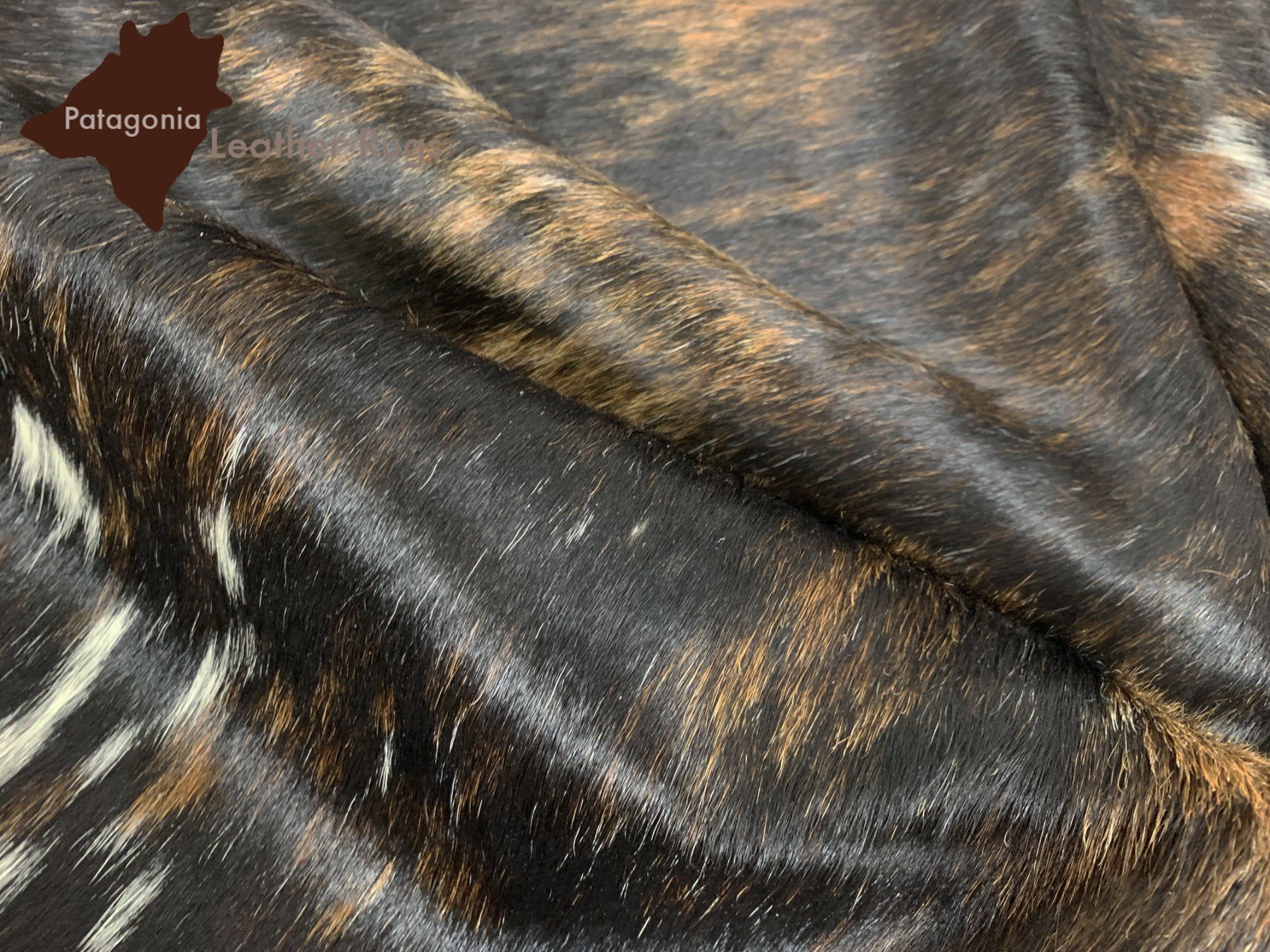 Teppiche: echtes Kuhfell Teppich exotic Tricolor – Neu und originalverpackt aus Arbedo von patagonialeatherrugs 1