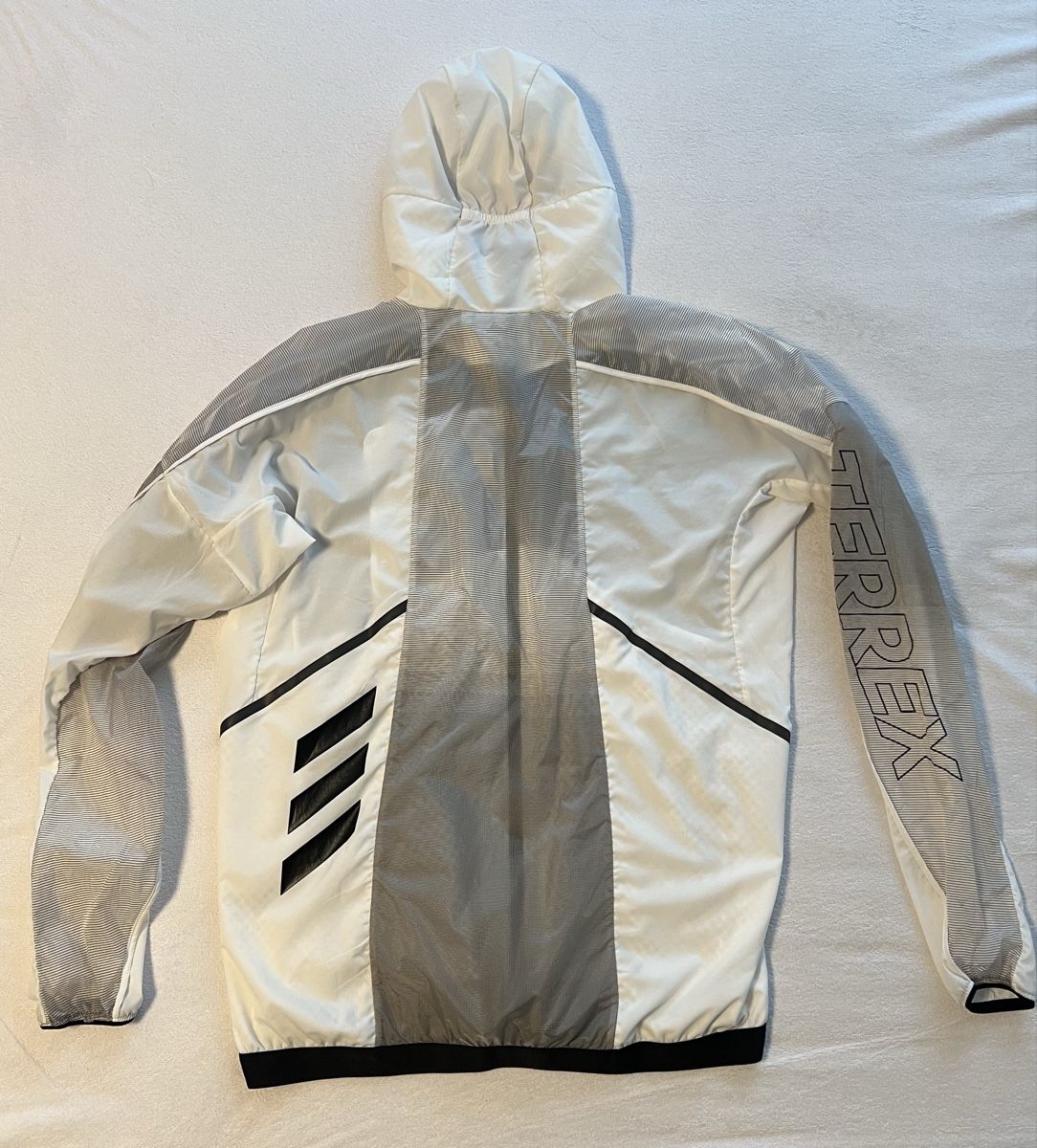 Adidas Giacche: Adidas Terrex Wind Jacket Gr.L – Usato da Winterthur venduto da Veribeerii 3