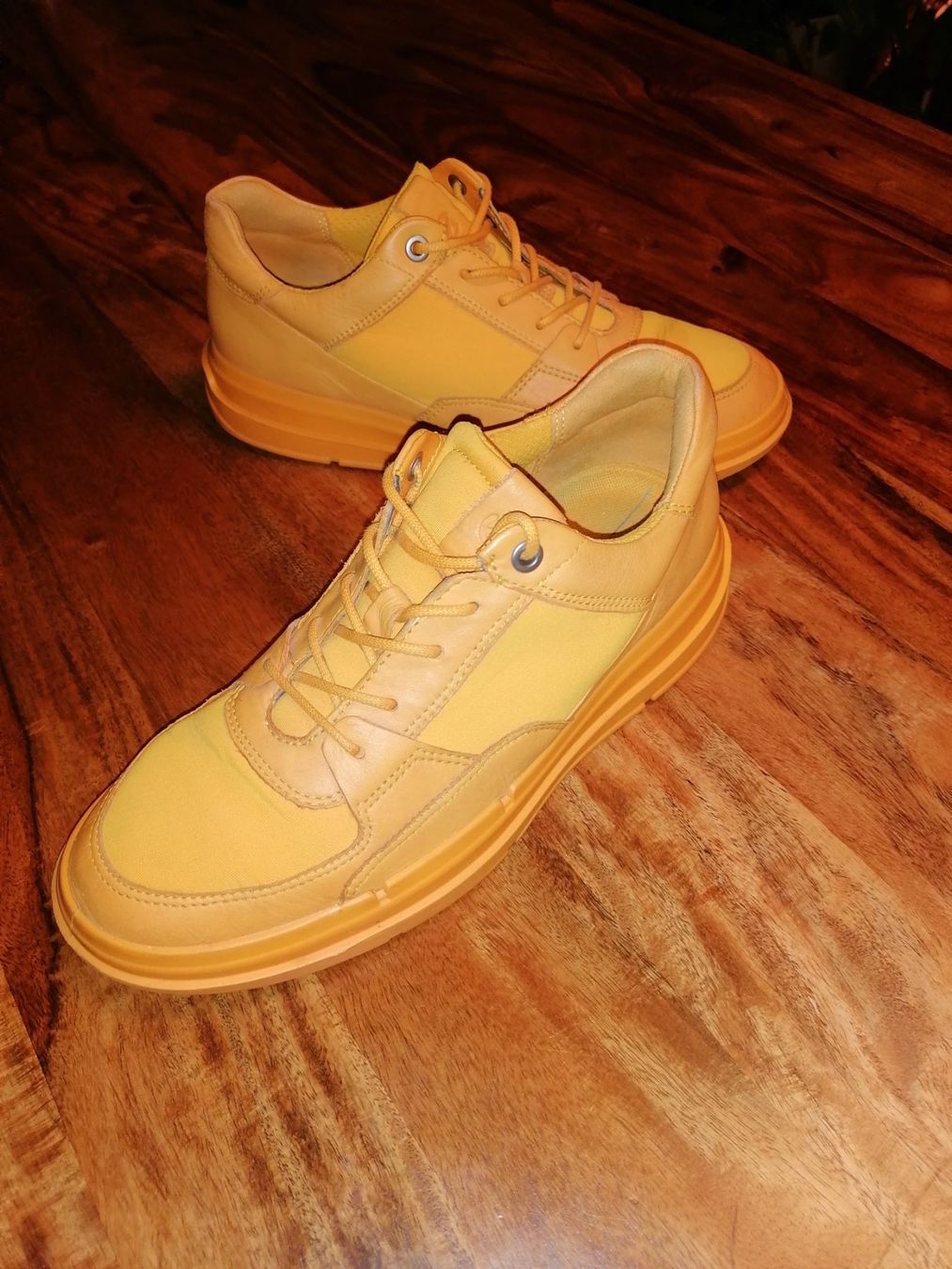 Herrenschuhe: Ecco Sneaker Gr. 38 Sommerfarbe Peach fast neu – Gebraucht aus Niederwangen BE von benbrik1 6