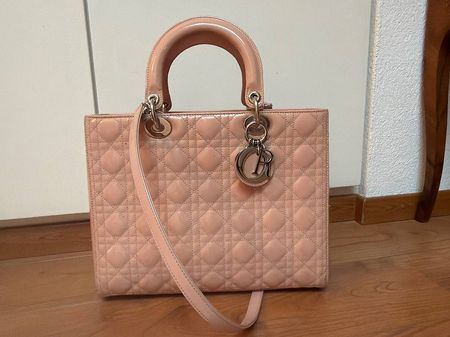 Lady Dior Lack rosa 