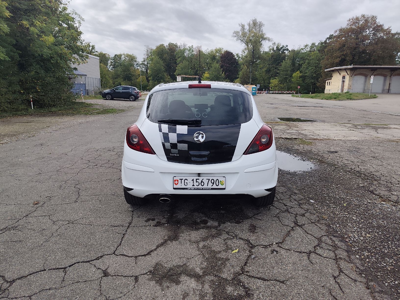 Opel Autos: Opel Corsa 1.4 – D'occasion à Pfyn par Pumarco 5